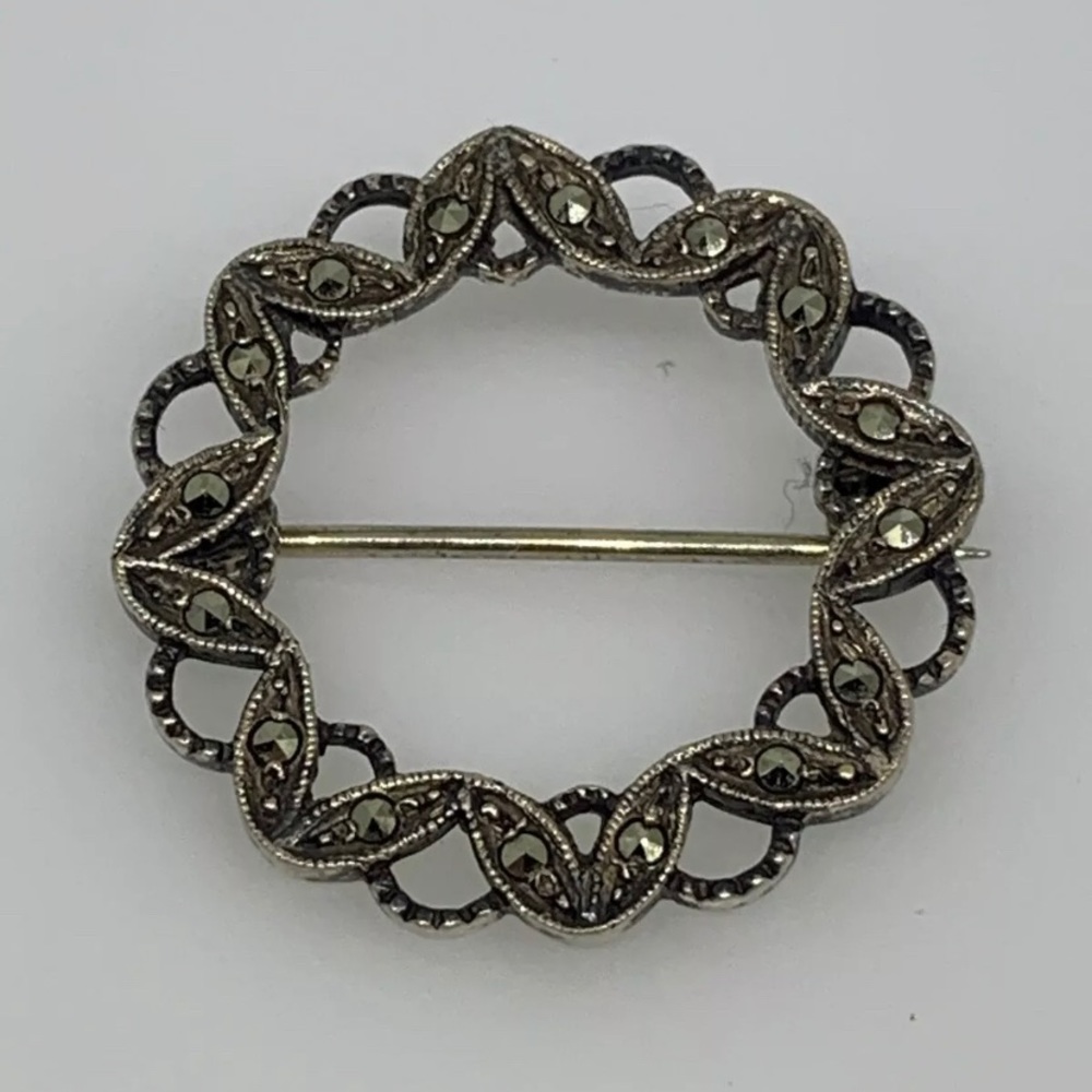Vintage Sterling Silver Marcasite Circle Brooch